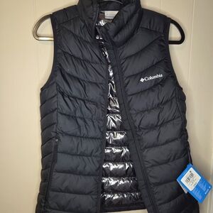 Columbia Black Puffer Vest